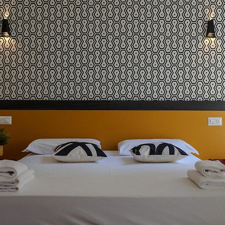 Feel - Mille Suites แบร์กาโม ภายนอก รูปภาพ
