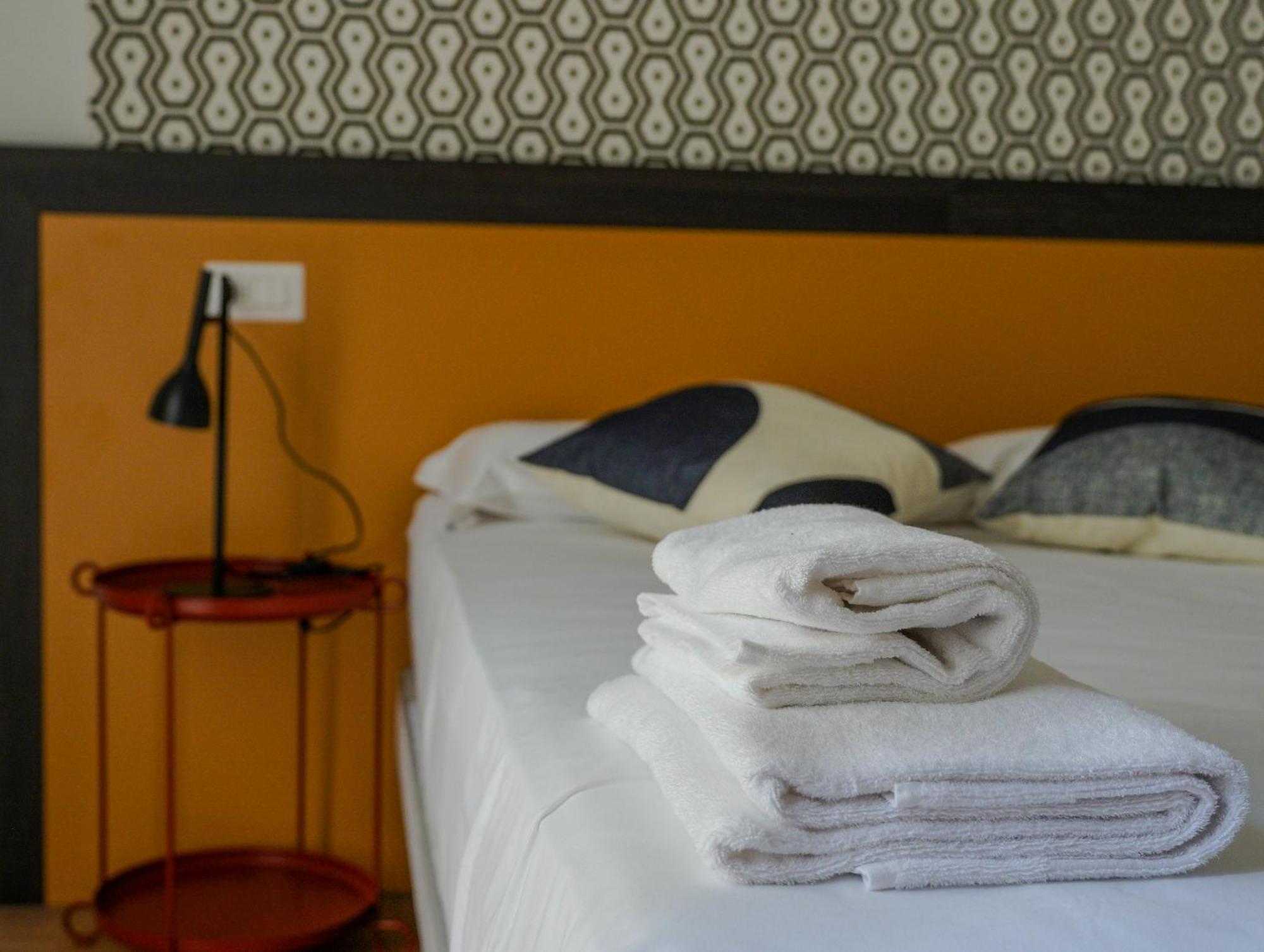 Feel - Mille Suites แบร์กาโม ภายนอก รูปภาพ