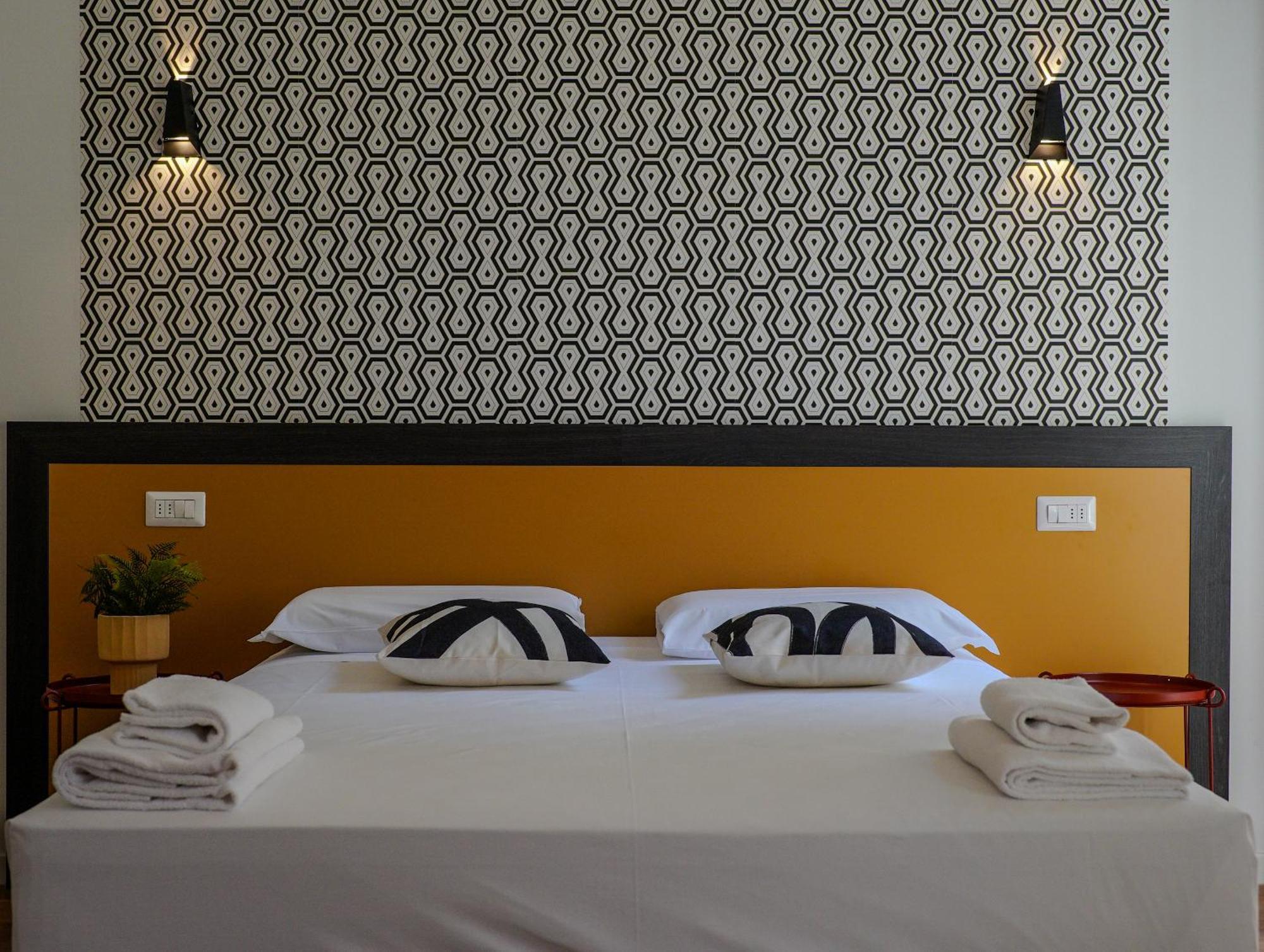 Feel - Mille Suites แบร์กาโม ภายนอก รูปภาพ