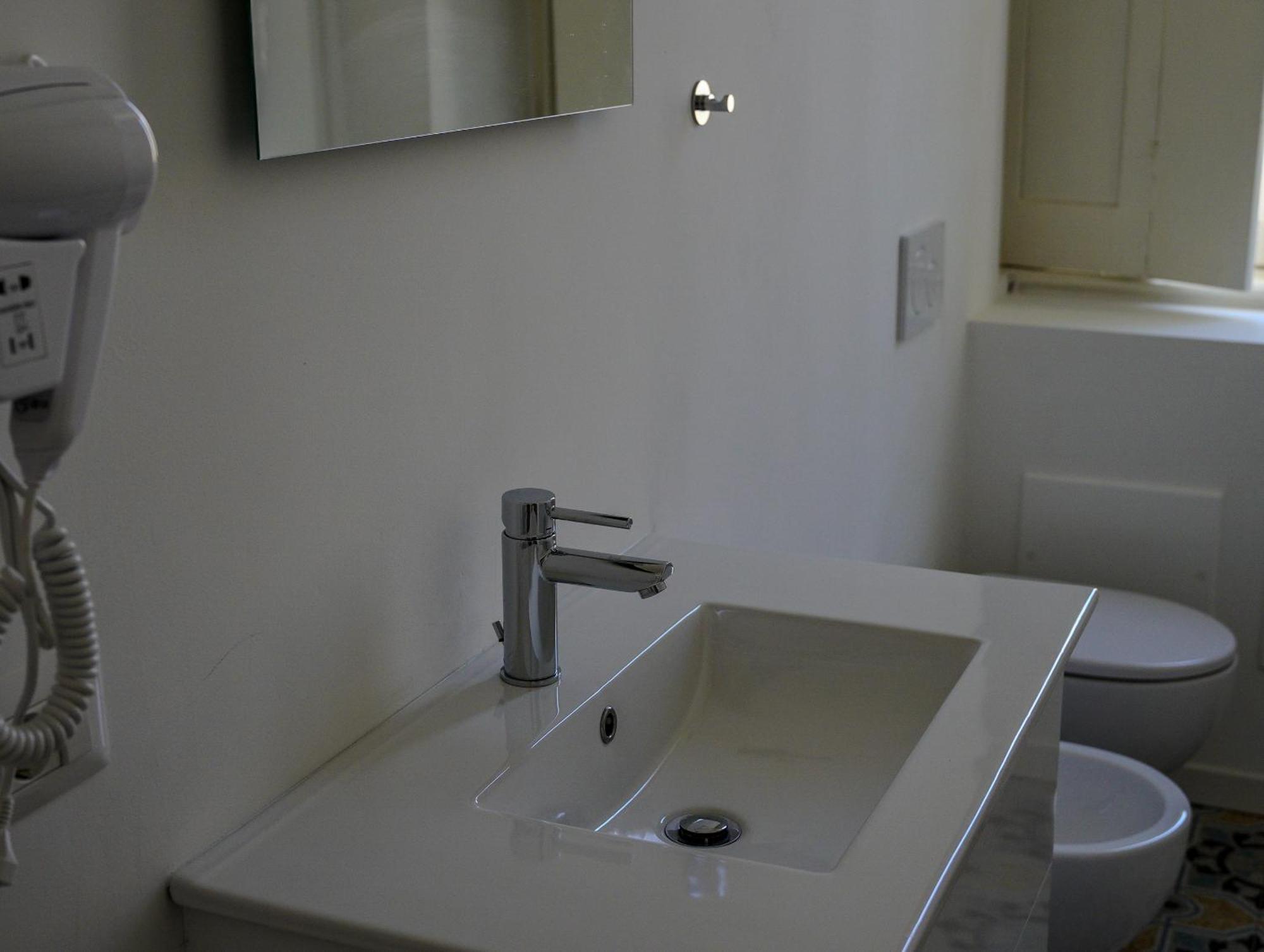 Feel - Mille Suites แบร์กาโม ภายนอก รูปภาพ